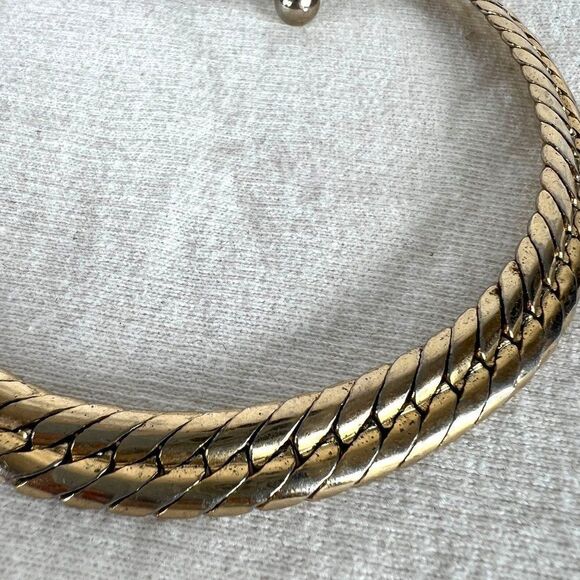 Vintage Y2K Gold Chunky Snake Rope Chain Choker Necklace - Minimal Jewelry - Picture 5 of 7